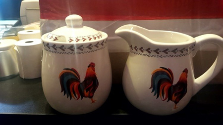 Sugar bowl + milk jug