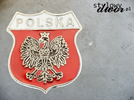 POLISH BUTTON SHIELD WITH EAGLE