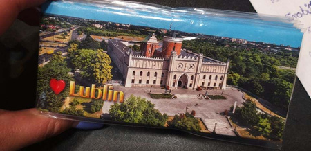 Magnes zamek panorama 