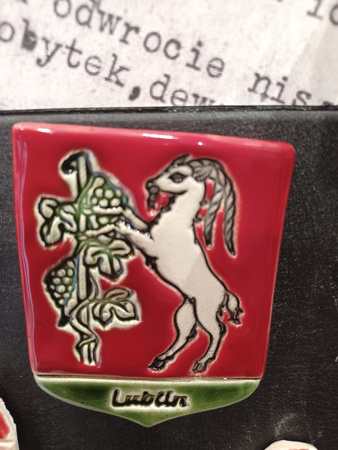 Ceramic magnet coat of arms