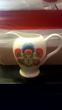 ETNO milk jug