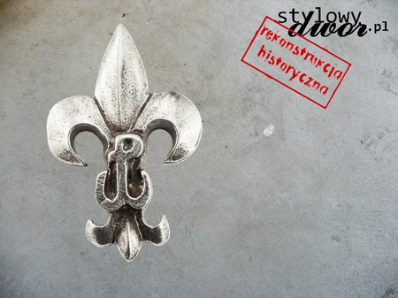 SCARING LILIJKA - GRAY SERIES