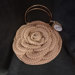 Torebka róża na szydełku