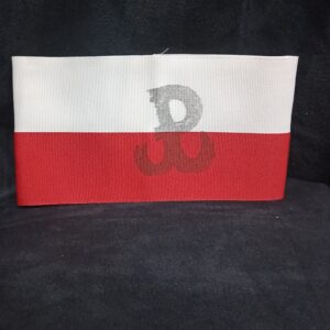 Opaska biao-czerwona z symbolem Polski Walczcej