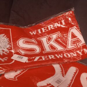 Szalik POLSKA Zawsze Wierni Biao Czerwonym (rne wzory cena za 1 szt.)